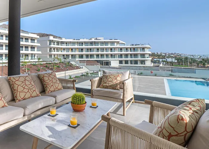 Serenity Deluxe - Pool & Terrace Daire