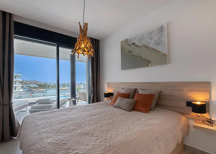 Apartment Serenity Deluxe - Pool & Terrace