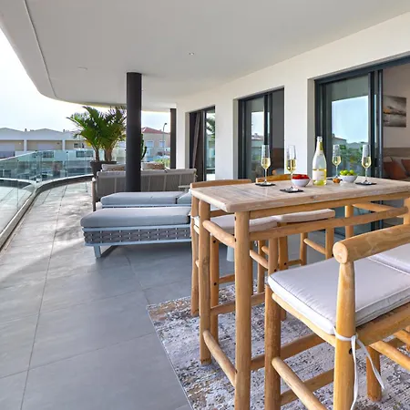 Serenity Deluxe - Pool & Terrace *